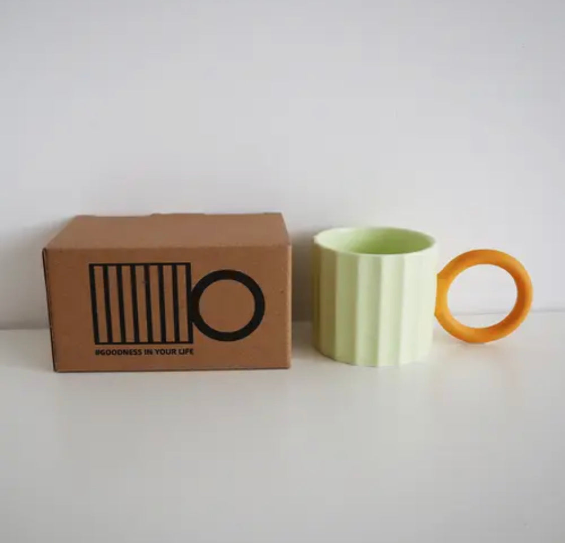 Oval • Mug