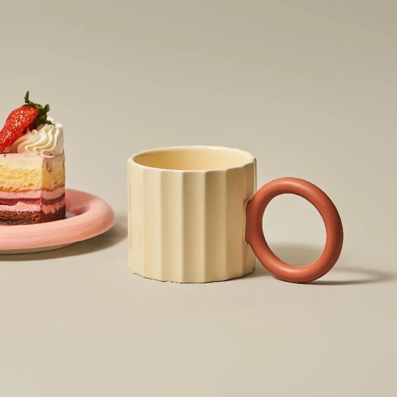 Oval • Mug