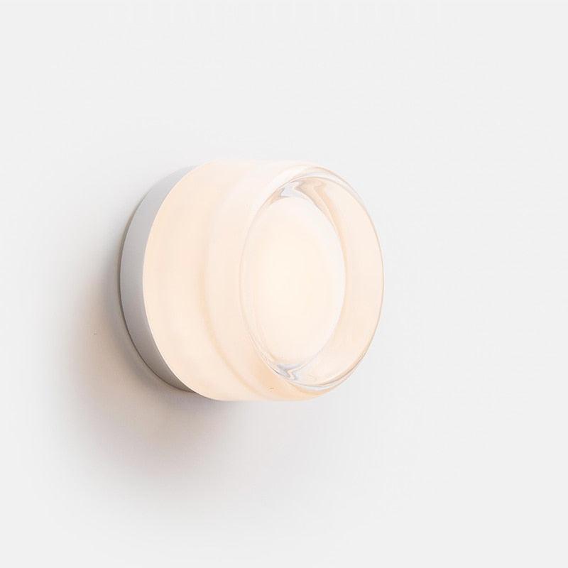 Omi • Wall Lamp