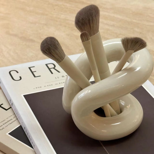 Wave •Brush Holder